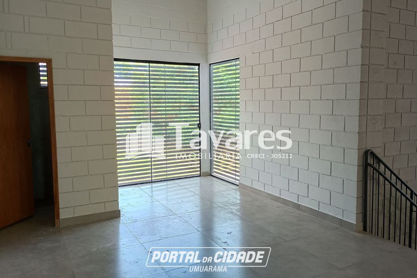 Sal&atilde;o Comercial para alugar - 1000m&sup2; - Parque Industrial II