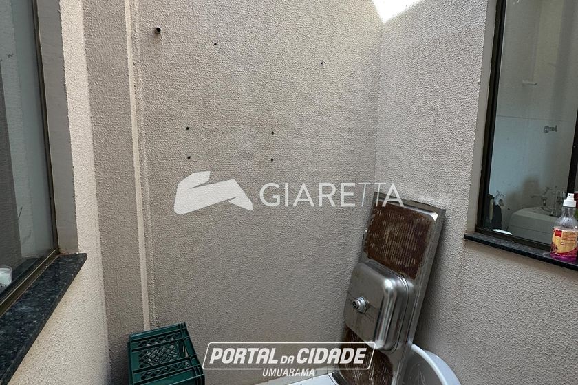 Casa &agrave; venda - 50m&sup2; - JARDIM PINHEIRINHO