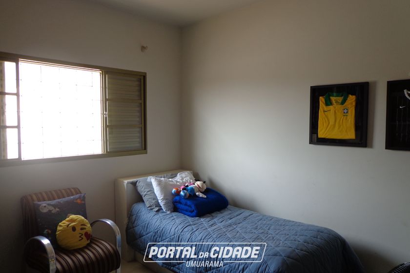 Sobrado &agrave; venda - 247m&sup2; - Zona 2