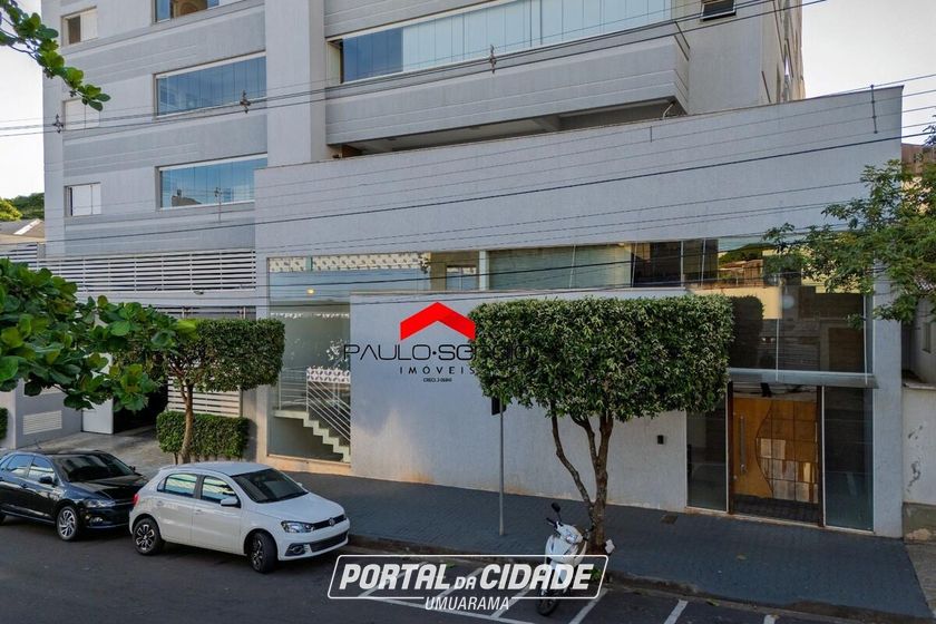 Sala Comercial &agrave; venda - 241m&sup2; - Zona I