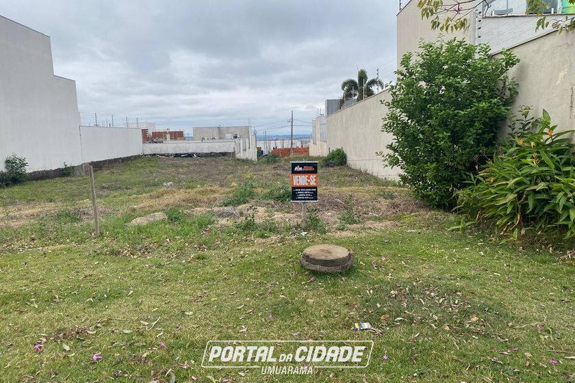 Terreno &agrave; venda - 300m&sup2; - Jardim Europa