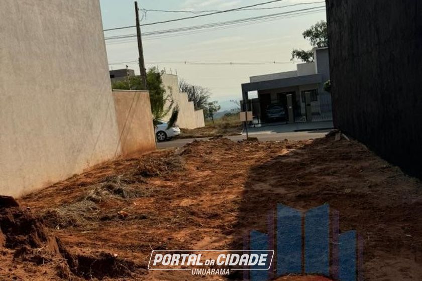 Terreno &agrave; venda - 126m&sup2; - Jardim das Cerejeiras