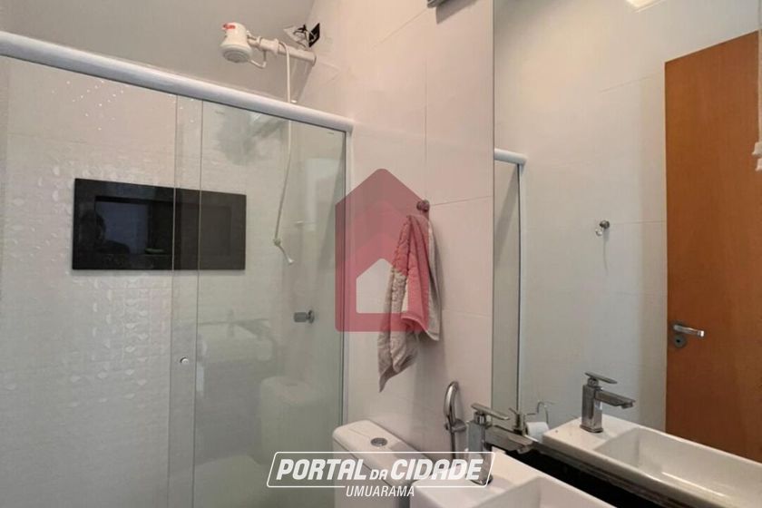 Sobrado &agrave; venda - 215m&sup2; - Centro