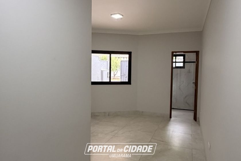 Casa &agrave; venda - 180m&sup2; - Jardim Para&iacute;so