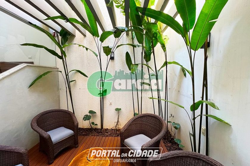 Casa &agrave; venda - 400m&sup2; - Zona II