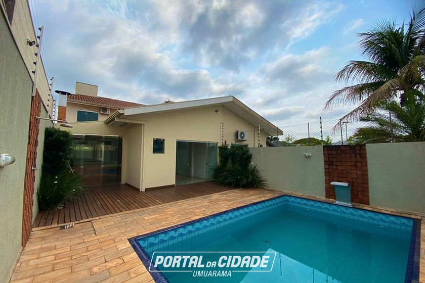 Casa &agrave; venda - 250m&sup2; - Zona II