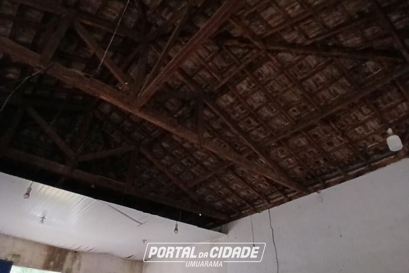 Sal&atilde;o Comercial para alugar - 240m&sup2; - Zona I