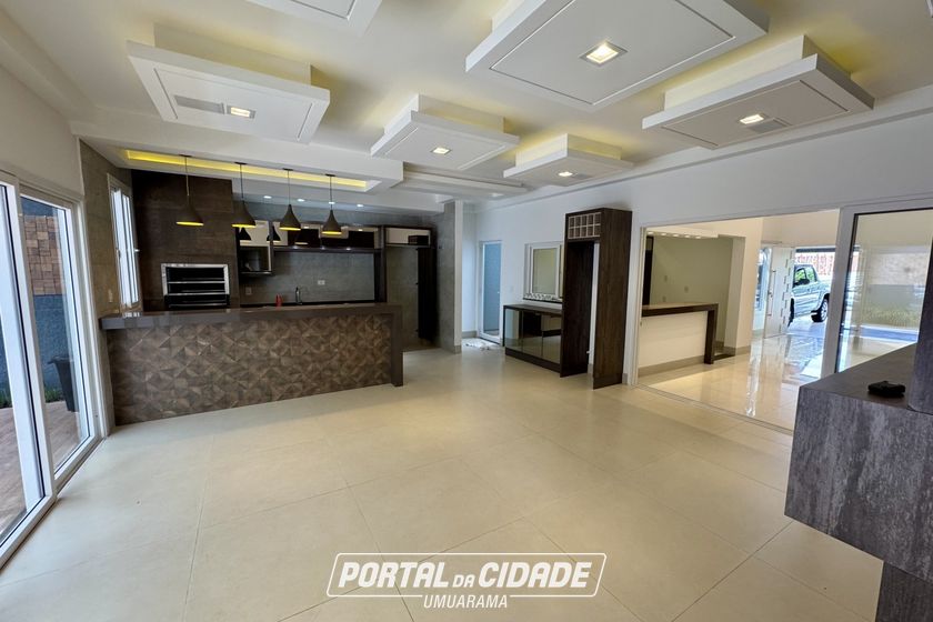 Casa &agrave; venda - 230m&sup2; - Condom&iacute;nio Royal Garden