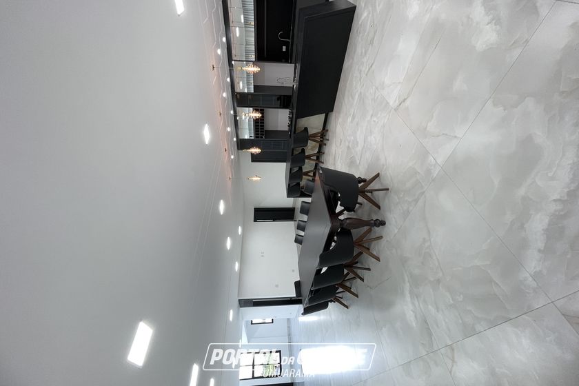Sobrado &agrave; venda - 360m&sup2; - Condom&iacute;nio Royal Garden