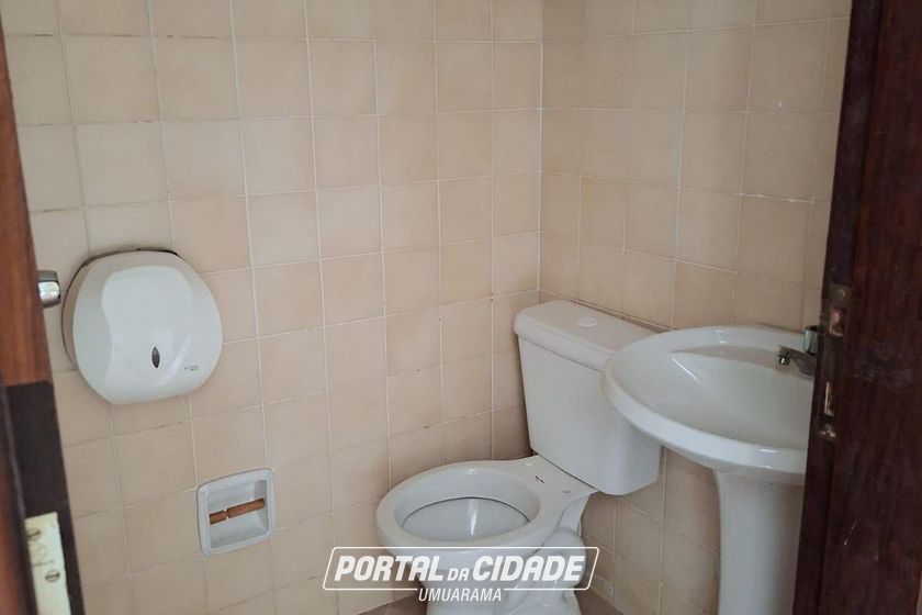 Sal&atilde;o Comercial &agrave; venda - 90m&sup2; - Zona 1