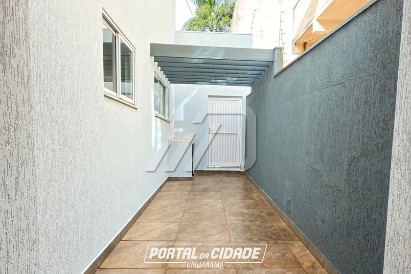 Sobrado &agrave; venda - 180m&sup2; - Zona I