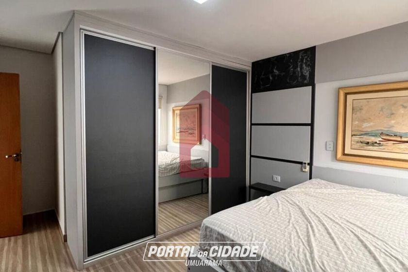Sobrado &agrave; venda - 215m&sup2; - Centro