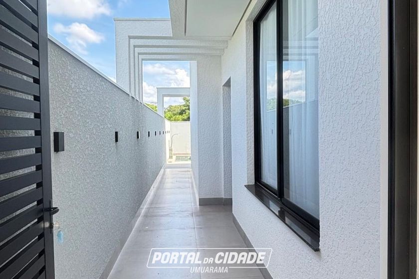 Casa &agrave; venda - 250m&sup2; - Residencial Royal Garden