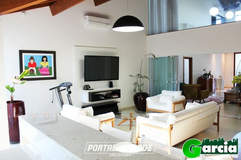 Sobrado &agrave; venda - 300m&sup2; - Jardim Veleiros