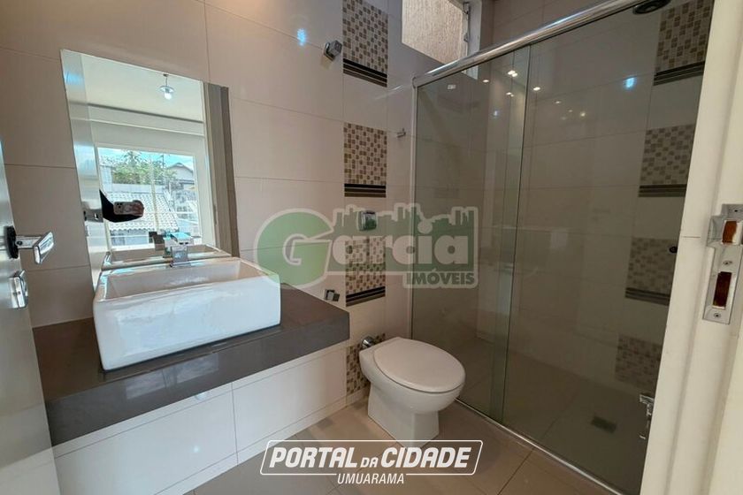Sobrado para alugar - Zona III