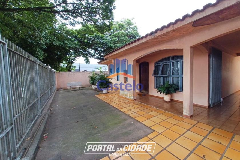 Sala Comercial &agrave; venda - 200m&sup2; - Zona III
