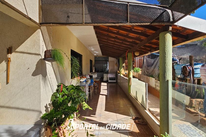 Terreno &agrave; venda - 9838m&sup2; - Zona IV