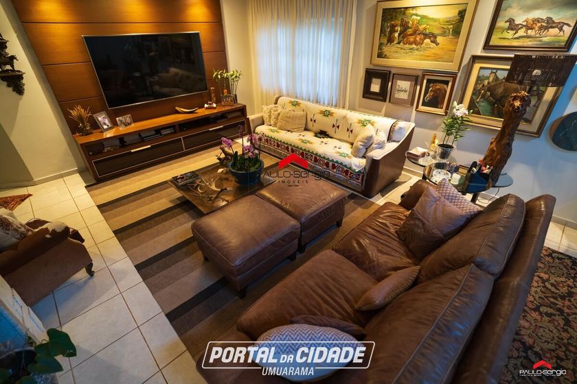 Sobrado &agrave; venda - 305m&sup2; - Zona VII