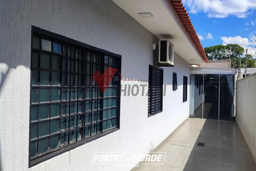 Casa &agrave; venda - Zona I-A