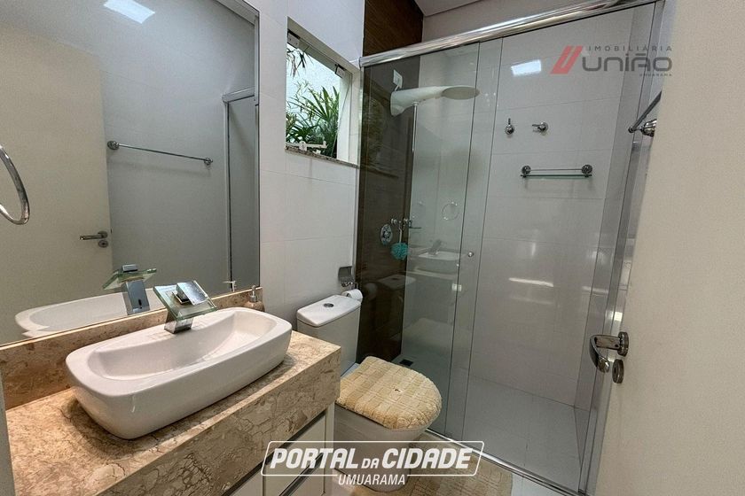 Casa &agrave; venda - 216m&sup2; - Jardim Vit&oacute;ria R&eacute;gia