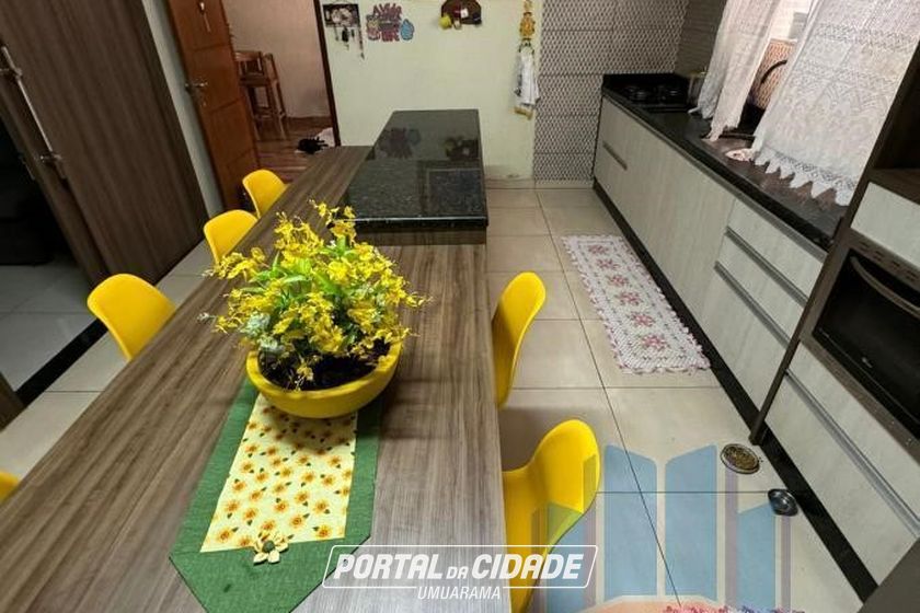 Casa &agrave; venda - 140m&sup2; - Zona I-A