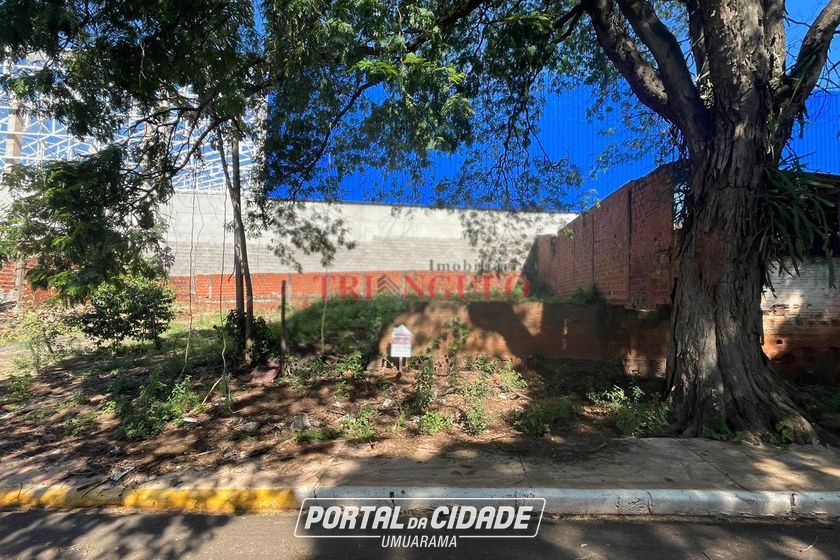 Terreno &agrave; venda - 182m&sup2; - PARQUE DAS LARANJEIRAS