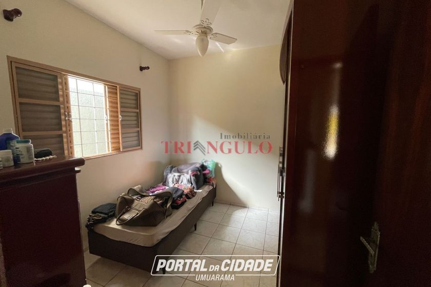Casa &agrave; venda - 141m&sup2; - ZONA II