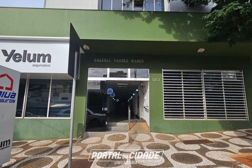 Sal&atilde;o Comercial &agrave; venda - Zona I