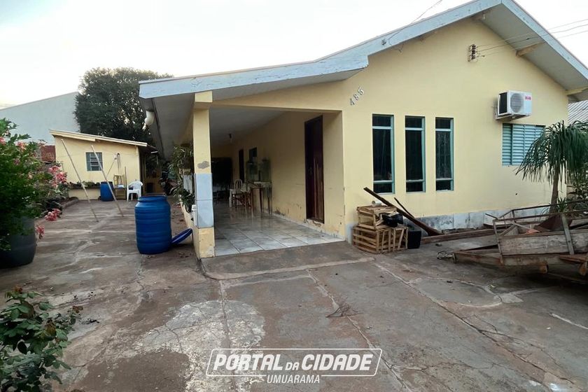 Casa &agrave; venda - 600m&sup2; - Rua Gl&oacute;ria