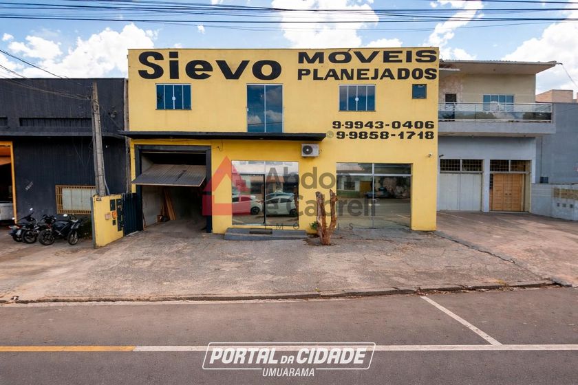 Sal&atilde;o Comercial &agrave; venda - 726m&sup2; - Zona Armazem