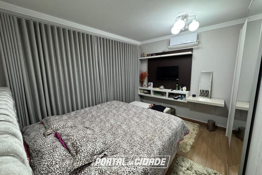 Casa &agrave; venda - 240m&sup2; - Jardim Europa