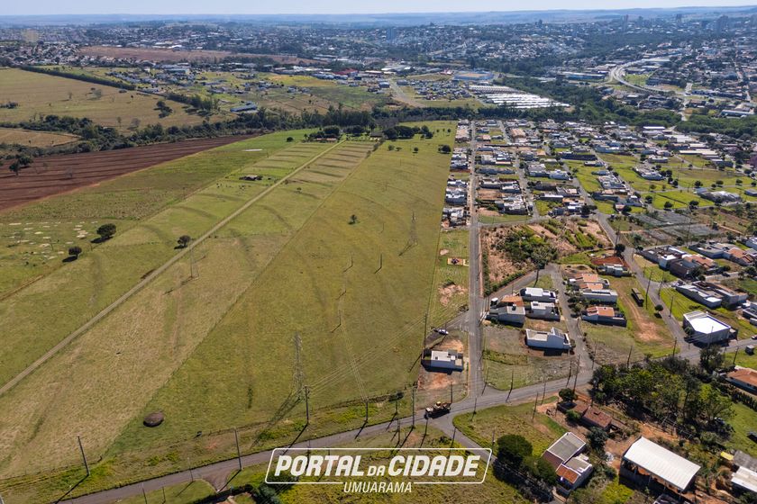 S&iacute;tio &agrave; venda - 108900m&sup2; - Centro