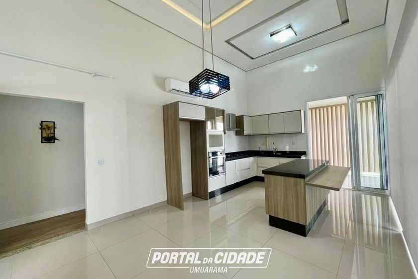 Casa &agrave; venda - 180m&sup2; - JARDIM ALPHAVILE