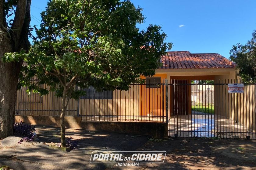 Casa &agrave; venda - 90m&sup2; - Zona IV