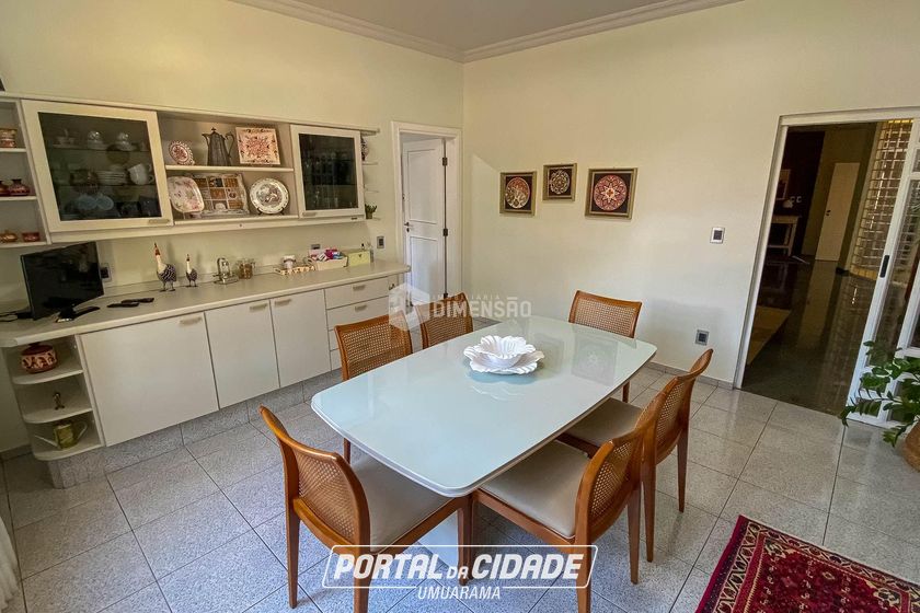 Casa &agrave; venda - 510m&sup2; - Zona II
