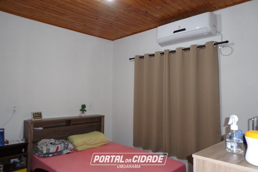 Casa &agrave; venda - 100m&sup2; - Jardim Panorama