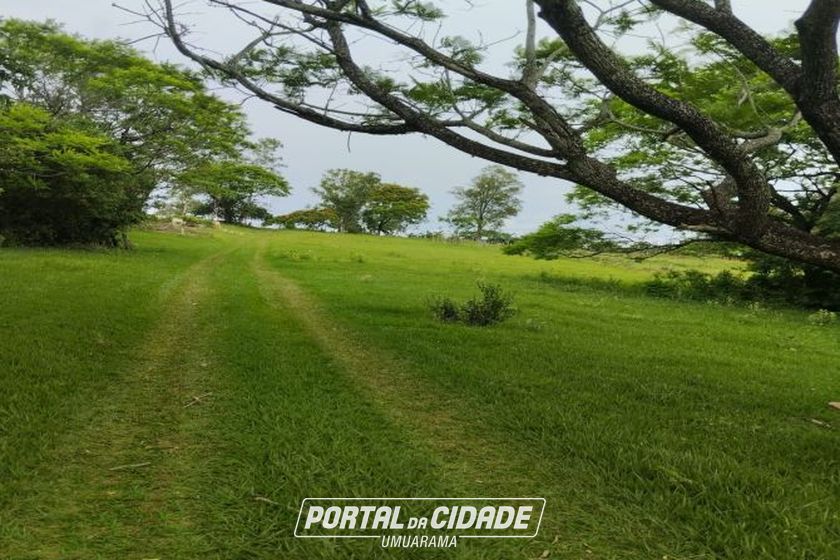 Ch&aacute;cara &agrave; venda - 