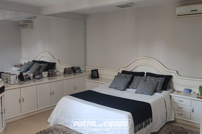 Sobrado &agrave; venda - 365m&sup2; - Zona II