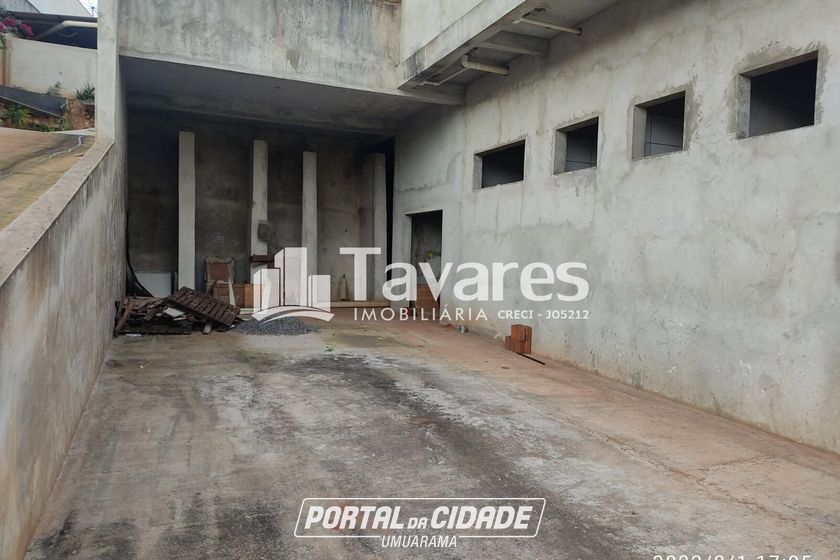 Sal&atilde;o Comercial &agrave; venda - 950m&sup2; - Parque Industrial