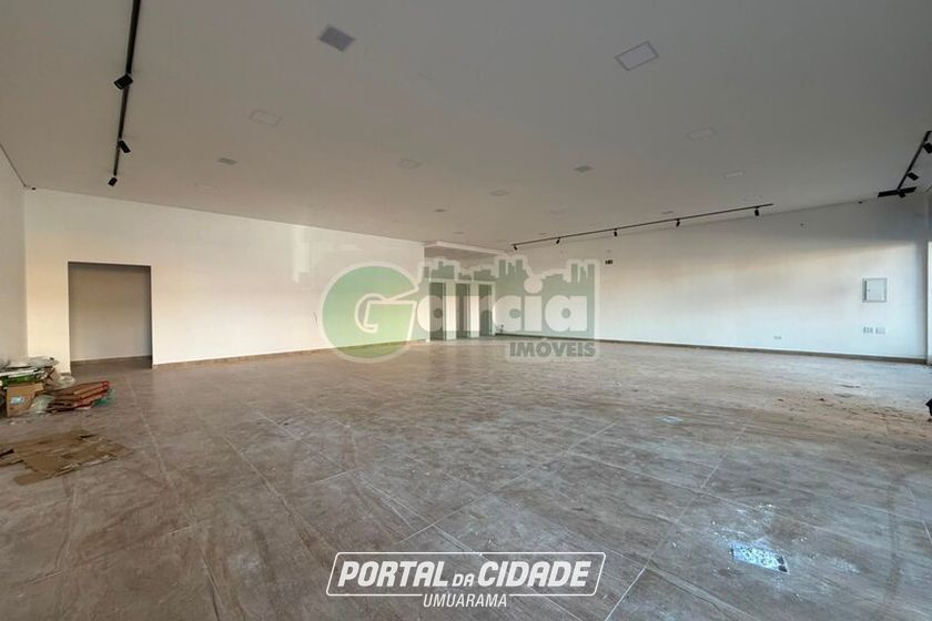 Sal&atilde;o Comercial para alugar - 166m&sup2; - Zona I