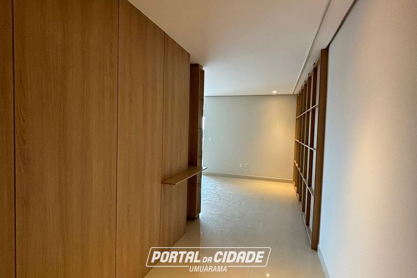 Apartamento &agrave; venda - 180m&sup2; - Zona III