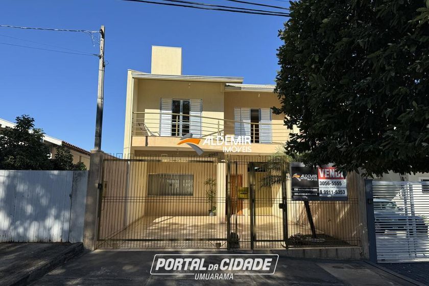 Sobrado &agrave; venda - 198m&sup2; - Zona 5