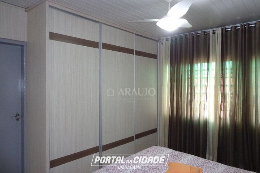 Casa &agrave; venda - 330m&sup2; - Jardim Panorama