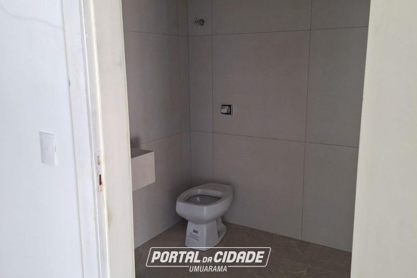 Sal&atilde;o Comercial para alugar - 243m&sup2; - Zona I