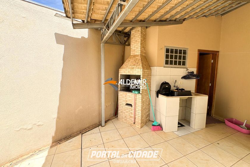 Casa &agrave; venda - 130m&sup2; - Jardim Villa Romana