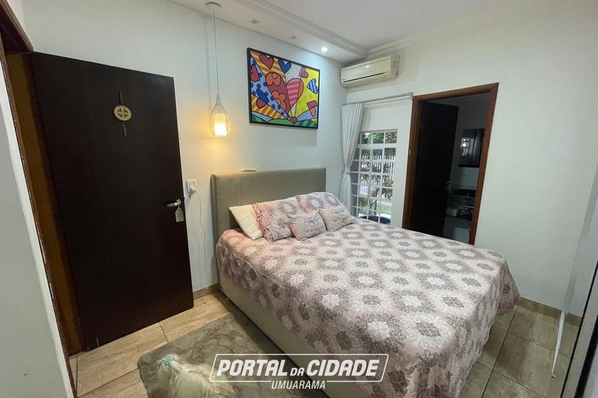 Casa &agrave; venda - 248m&sup2; - ZONA VII