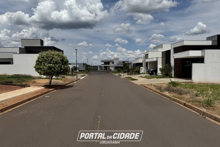 Terreno &agrave; venda - 243m&sup2; - Pr&oacute;ximo ao Shopping