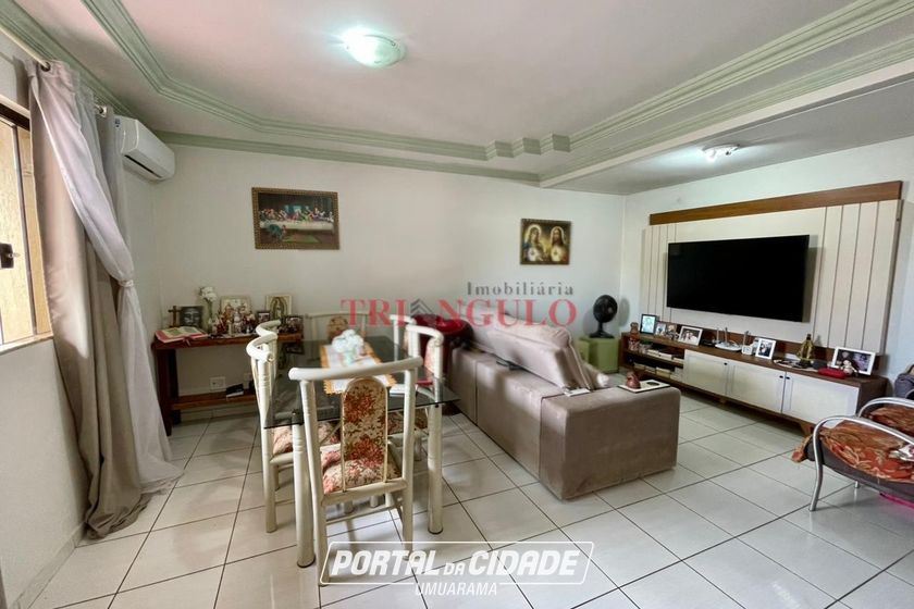 Sobrado &agrave; venda - 123m&sup2; - ZONA V