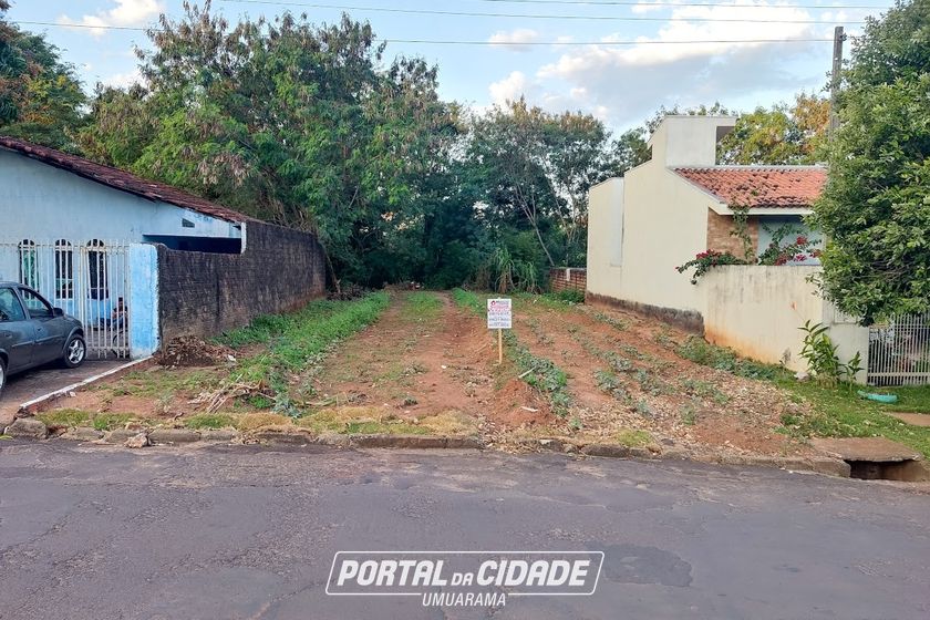 Terreno &agrave; venda - 308m&sup2; - Jardim Canada II