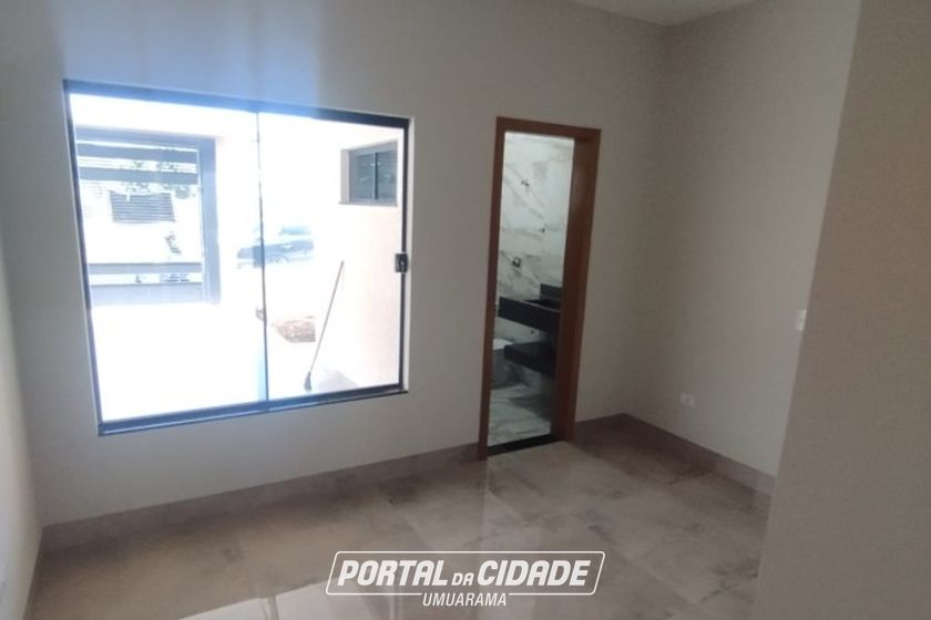 Casa &agrave; venda - 132m&sup2; - Jardim Azal&eacute;ia